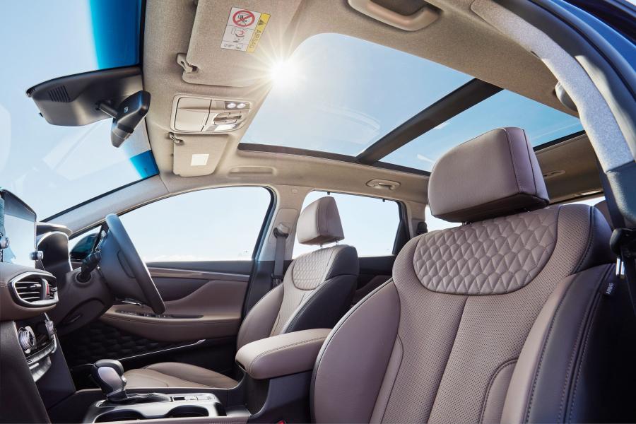 Интерьер Hyundai Santa Fe Highlander 2018 года  (AU) (фото 19 из 31)